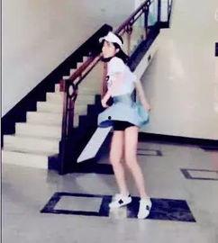 在线视频 抖音 走光,揭秘“走光”现象背后的流行文化